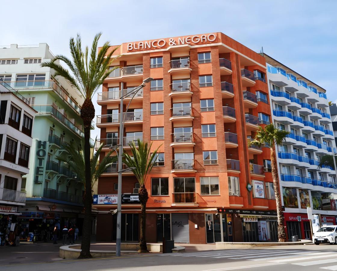 Marina Beach Apartaments Lloret de Mar Exterior foto